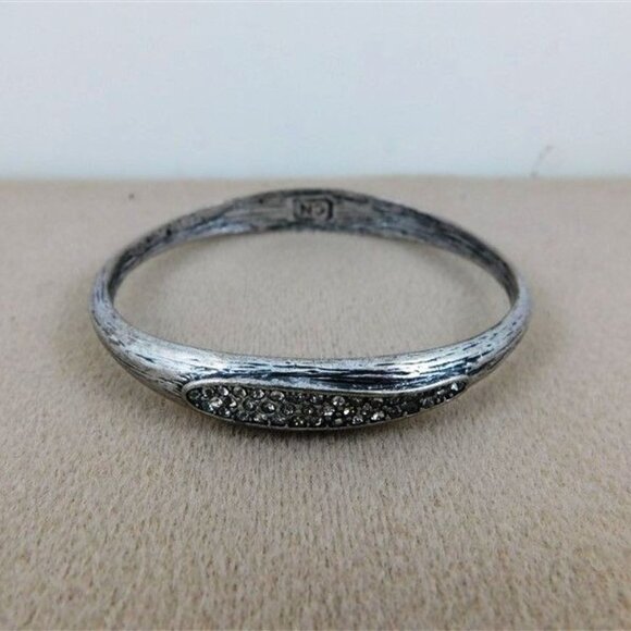 131/137 Silvertone and Rhinesone Bracelet Marked CN - Picture 1 of 5
